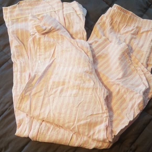 Cozy Pink Coquette Flannel Pajamas | Victoria's Secret - Picture 2 of 4